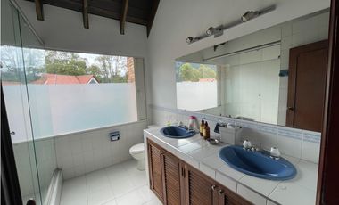 Venta casa campestre en Chia Cundinamarca, vía de Guaymaral