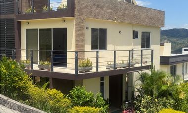 VENDO CASA CAMPESTRE EN LA VEGA