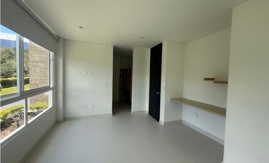 VENDO CASA CAMPESTRE EN LA VEGA