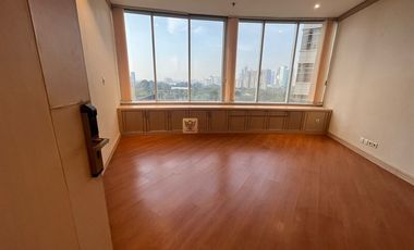 SCBD PUSAT BISNIS SIAP PAKAI! DISEWAKAN OFFICE SPACE MENARA SUDIRMAN