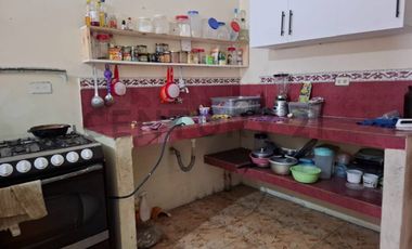 Se vende casa de Oportunidad en Cdla. Las Orquideas, KariG