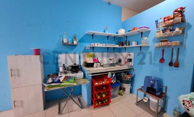 Se vende casa de Oportunidad en Cdla. Las Orquideas, KariG