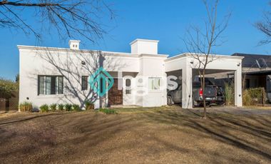 CASA EN VENTA - PRADERAS - SAN LORENZO CHICO