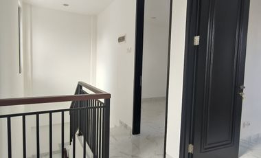 Rumah dijakarta selatan nempel MRT Lebak bulus dan pondok indah