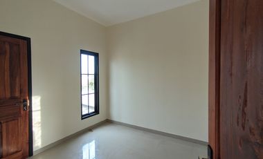 RUMAH MURAH SIAP HUNI SATU LANTAI FURNISHED DI UNGARAN KAB SEMARANG