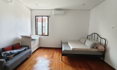 Rumah mewah, bagus dalam cluster siap huni di Cilandak