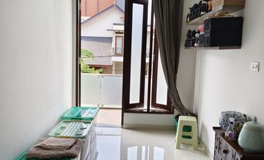 Rumah mewah, bagus dalam cluster siap huni di Cilandak