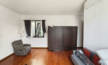 Rumah mewah, bagus dalam cluster siap huni di Cilandak