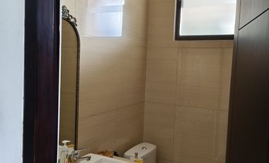 Rumah mewah, bagus dalam cluster siap huni di Cilandak