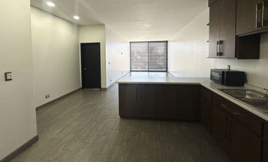 Se renta departamento de 2 pisos en Torre Espacio Chapultepec PMR-601