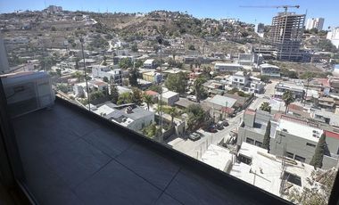 Se renta departamento de 2 pisos en Torre Espacio Chapultepec PMR-601