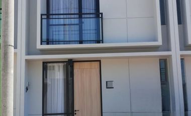 DI Kontrakan Rumah 2 Lantai di Kawasan KIIC Karawang