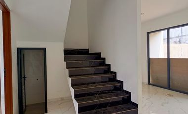 Dijual Townhouse baru area km 5