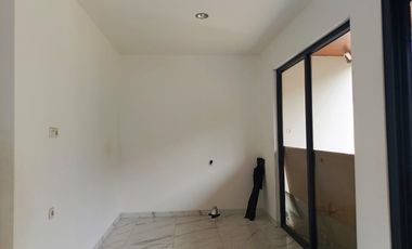 Dijual Townhouse baru area km 5