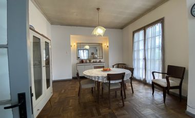 CASA EN MACUL AMPLIA Y BIEN UBICADA CON PATIO GRANDE