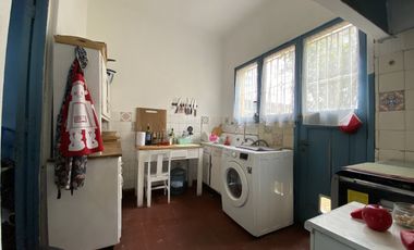 CASA EN MACUL AMPLIA Y BIEN UBICADA CON PATIO GRANDE