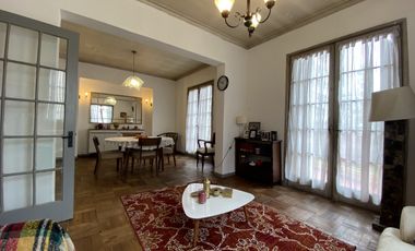 CASA EN MACUL AMPLIA Y BIEN UBICADA CON PATIO GRANDE