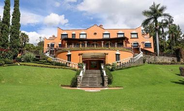 ✨ Residencia con alberca y tenis en Ahuatepec | $55,000,000