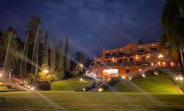 ✨ Residencia con alberca y tenis en Ahuatepec | $55,000,000