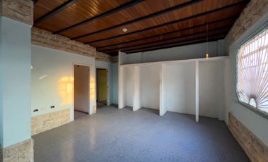 Casa con Altillo en Terreno Esquinero en venta – Jaramijó, Manabí
