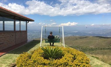 Venta terreno Cochasquí, 60ha para sembrar Flores, Sábila...