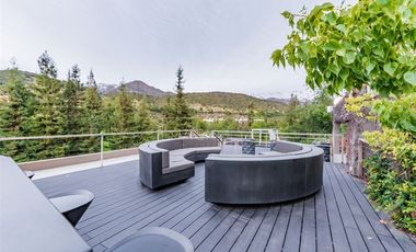 Casa en Arriendo en Valle Escondido