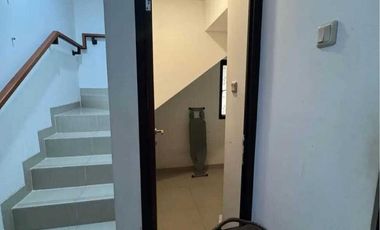 Rumah di Ciputat dekat Bintaro Xchange, Stasiun Jurangmangu