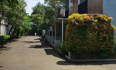 Rumah 2 lantai di Bintaro Cluster ada Private kolam renang Dewasa