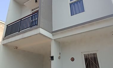 Rumah strategis View cantik dng rooftop 700jt KPR DP17jt di Padalarang
