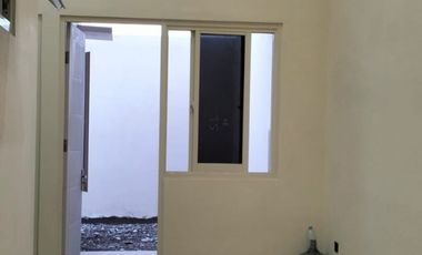 Rumah cantik dan luas Rungkut dekat kampus UPN