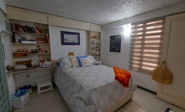 Villa de 4 dormitorios en Kennedy Nueva