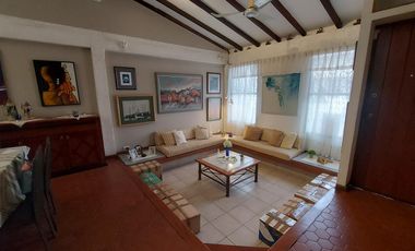 Villa de 4 dormitorios en Kennedy Nueva