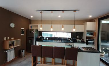 Casa en venta - 5 Dormitorios 4 Baños - Pinamar