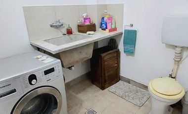 Casa a 2 cuadras de Avenida Calchaqui