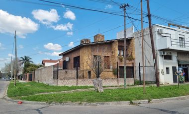 Casa a 2 cuadras de Avenida Calchaqui
