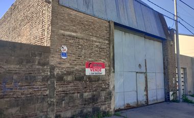 VENDE GALPÓN EN PÉREZ
