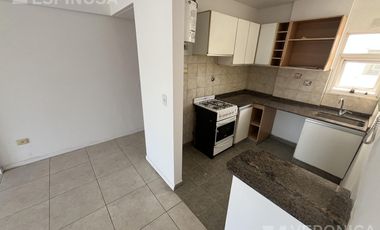 Departamento tres ambientes alquiler en morón.  APTO PROFESIONAL