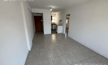 Departamento tres ambientes alquiler en morón.  APTO PROFESIONAL