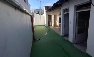 PH en venta - 4 Dormitorios 4 Baños - La Plata