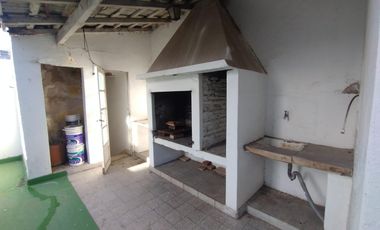PH en venta - 4 Dormitorios 4 Baños - La Plata