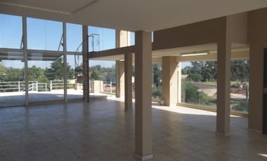 Oficina en venta- Pilar