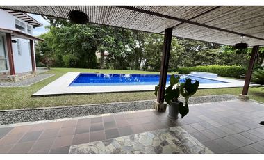 VENTA DE CASA CAMPESTRE EN ARMENIA, QUINDO, COLOMBIA