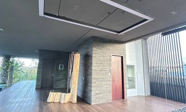 Luxury villa with tropical modern design di Nusa Dua Bali