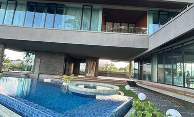 Luxury villa with tropical modern design di Nusa Dua Bali