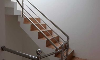 Disewakan Rumah sewa Johar baru 2.5 lantai Jakarta Pusat