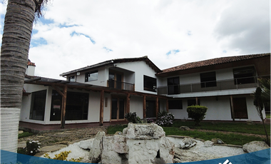 Exclusiva Finca Campestre con Pesebreras en Tenjo