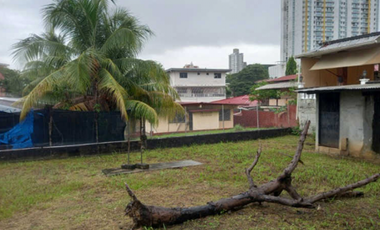 VENDO CASA CON AMPLIO PATIO ATRAS  EN CARRASQUILLA