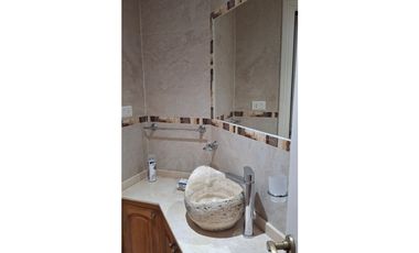 HERMOSA CASA EN CARILO CON PISCINA CLIMATIZADA