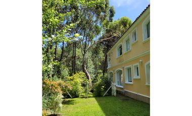 HERMOSA CASA EN CARILO CON PISCINA CLIMATIZADA