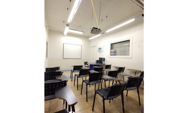 COWORKING - ALQUILA X HORA - DIA - MES, INDEPENDENCIA Y RIVADAVIA!